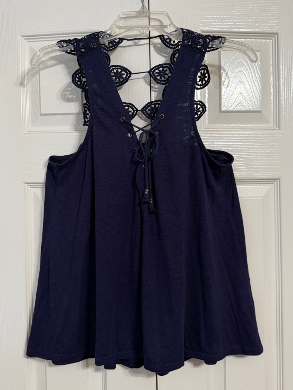Lace-Back Navy Sleeveless Blouse Size Medium